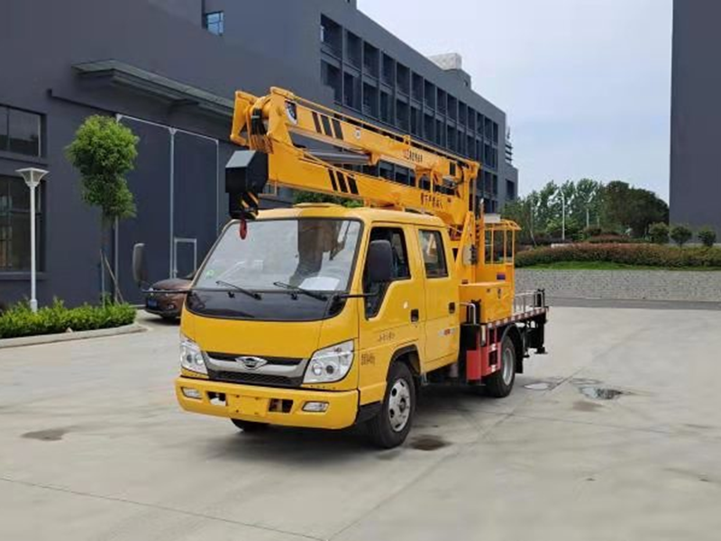 福田13米高空作業車